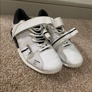 Used Reebok U-Form Lifters